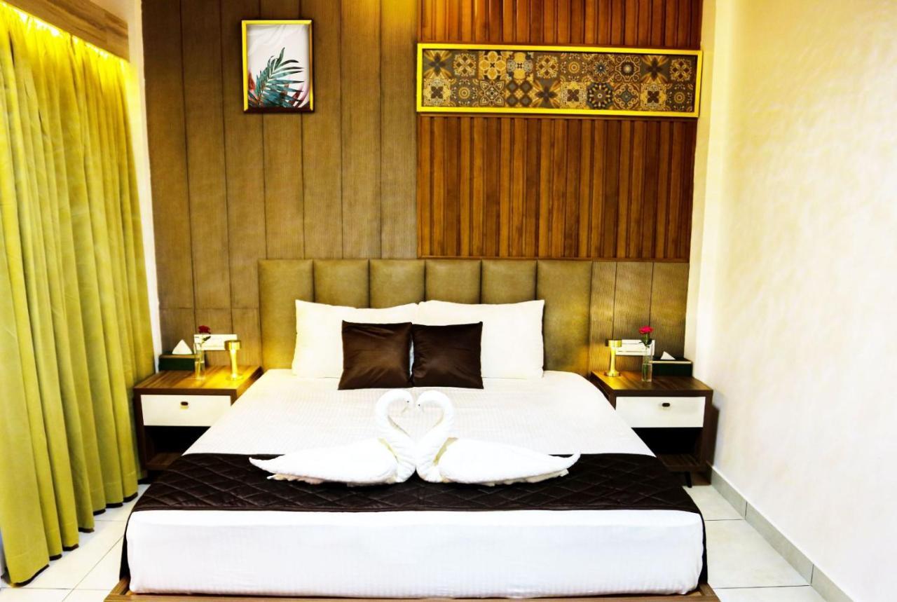 Boulevard Resorts Kakkadampoyil 外观 照片