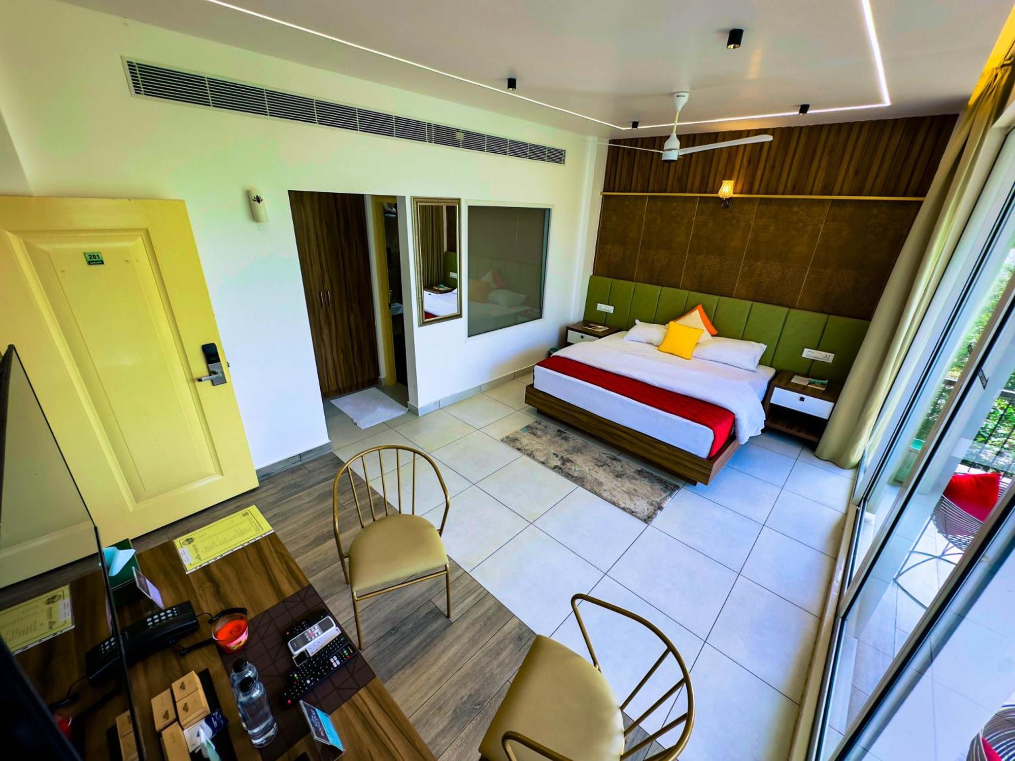 Boulevard Resorts Kakkadampoyil 外观 照片